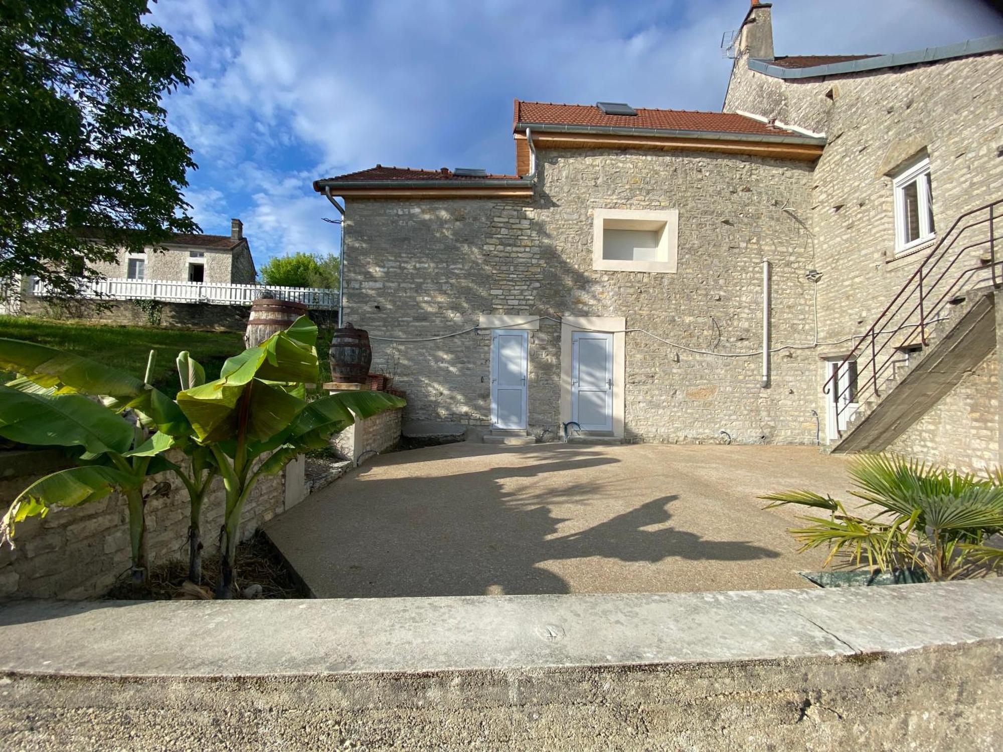 T2 Chez Mongery Holiday home Landreville